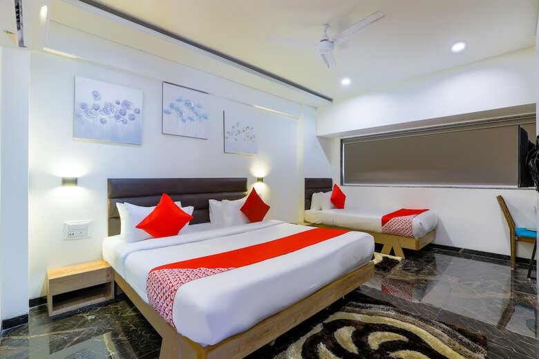 Oyo 45723 Hotel Pearl