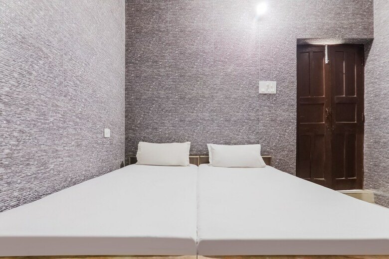 Spot On 60788 Hotel Venkatesh