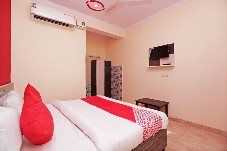 Oyo 37246 New Hotel Swastik