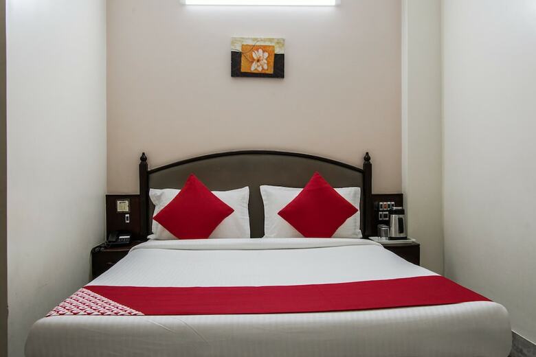 Oyo 48707 Hotel Bhavani Residency