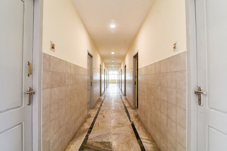 Hotel Spot On 41643 Karthik International