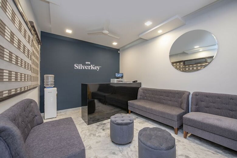 Hotel Silverkey Executive Stays 45988 Pooth Kalan