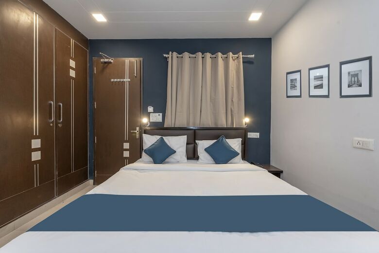 Hotel Silverkey Executive Stays 45988 Pooth Kalan