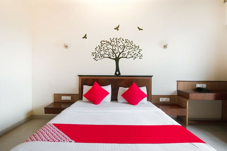 Oyo 41076 Hotel Dhiraj Residency