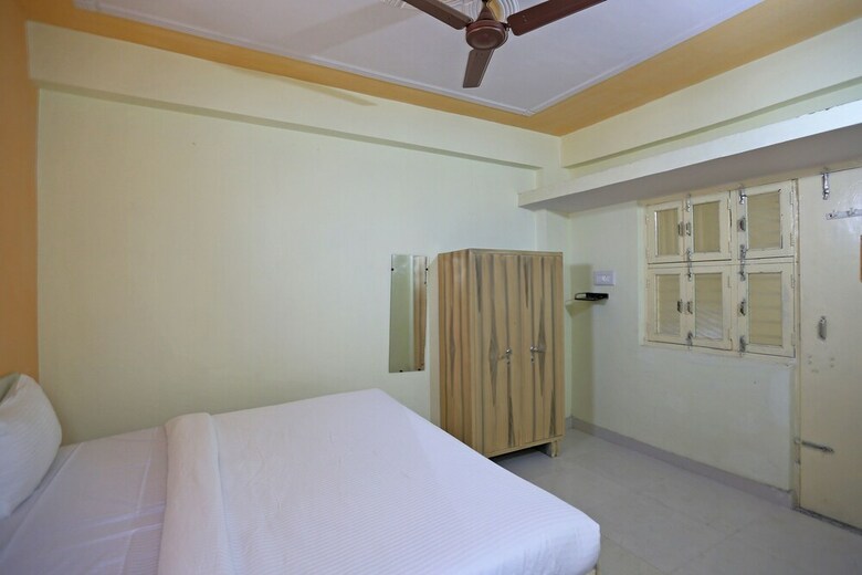 Hotel Spot On 48911 Sukhrali Residency