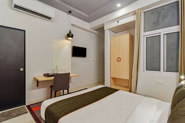 Hotel Collection O 40206 Govind Marg