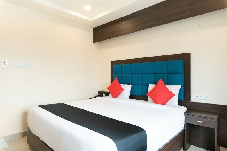 Capital O 45731 Hotel Seatree