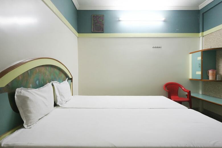 Spot On 60108 Hotel Le Palace
