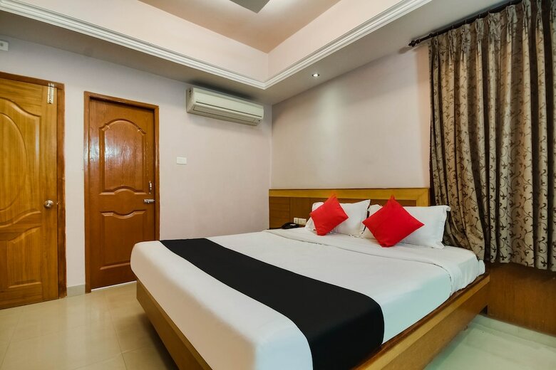 Capital O 49169 Hotel Raks