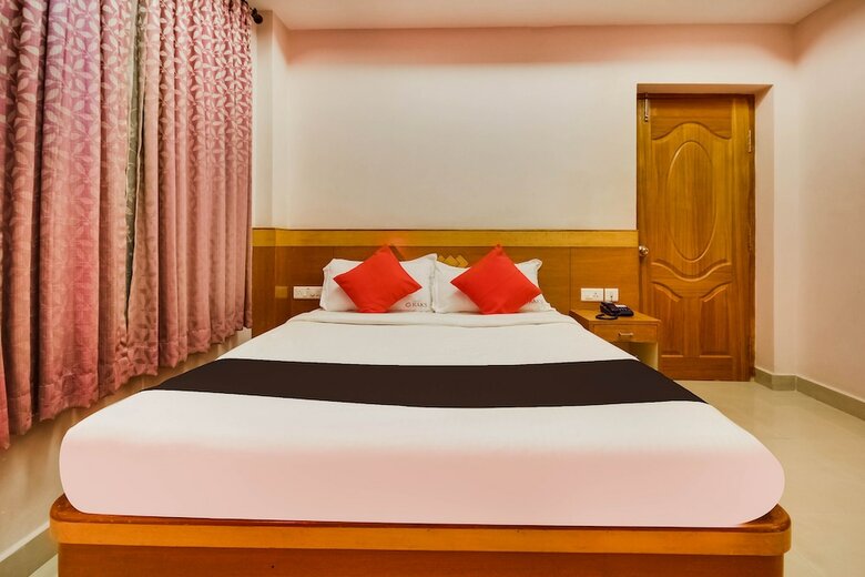 Capital O 49169 Hotel Raks