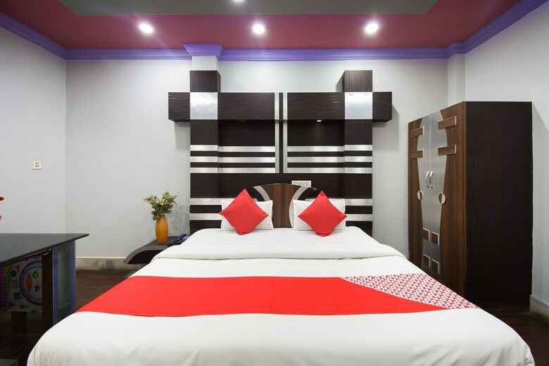 Oyo 47719 Hotel Priyadarshini