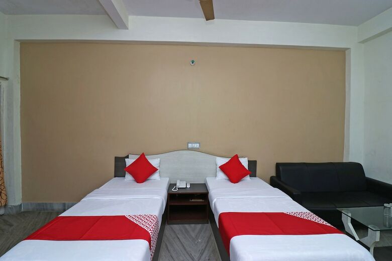 Oyo 37989 Hotel Debarshi