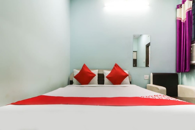 Oyo 42780 Hotel Neelkanth
