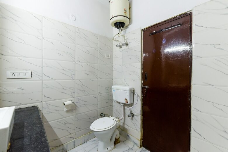 Oyo 1428 Hotel Sitara International