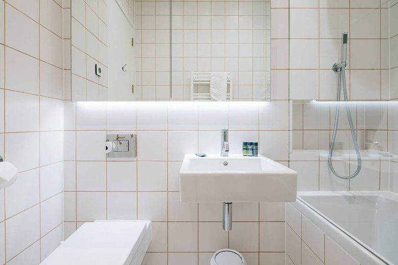 Charterhouse Apartments
