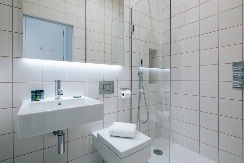 Charterhouse Apartments