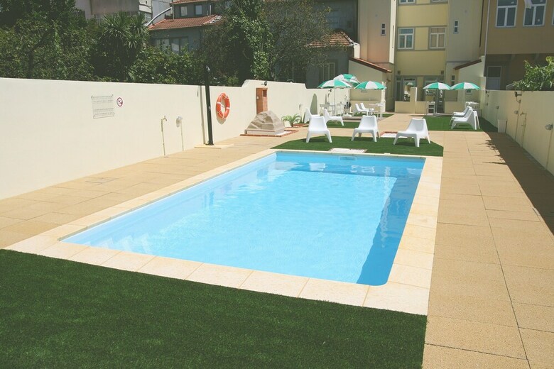731 Costa Cabral Metro Residence