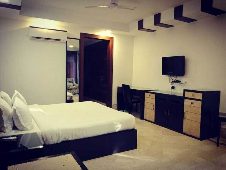 Hotel Star Inn Residency