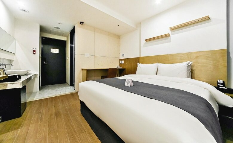 Hotel Noble Stay
