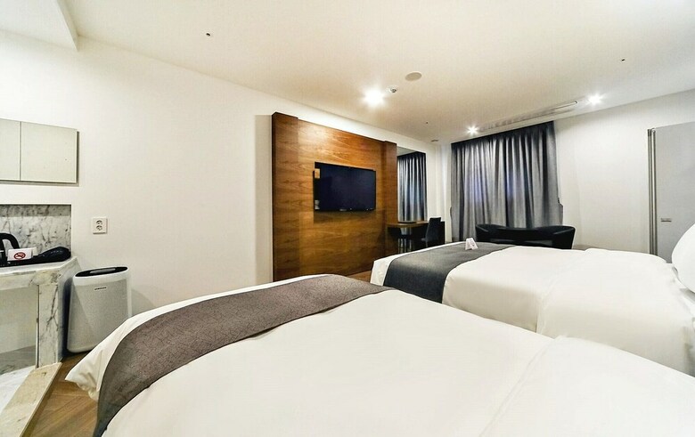 Hotel Noble Stay