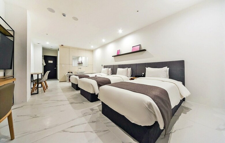 Hotel Noble Stay