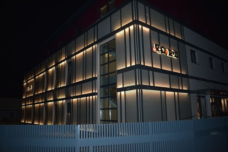 Hotel House Of Records