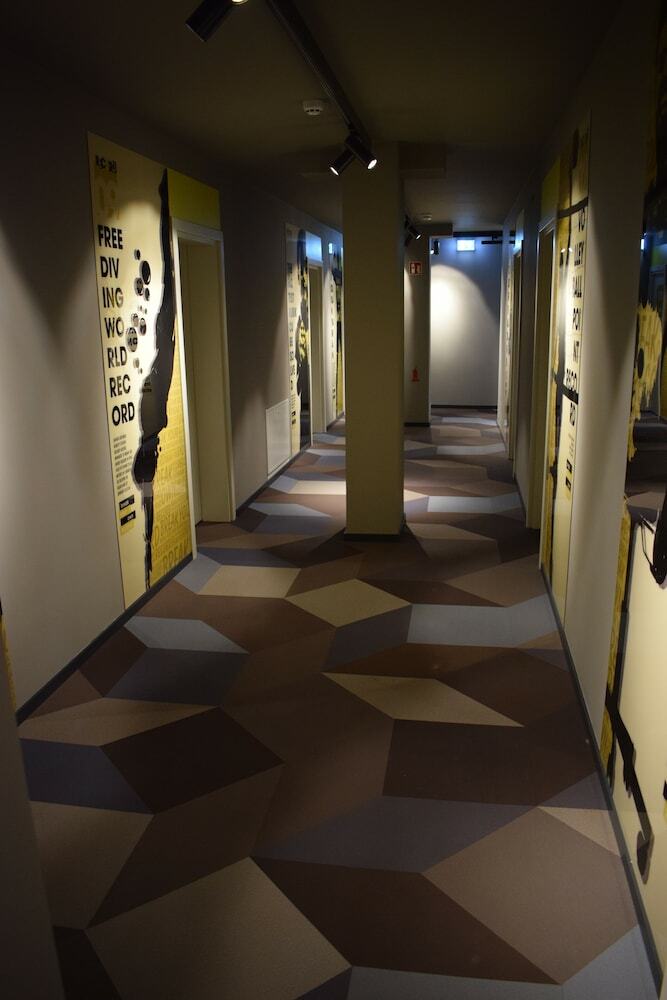 Hotel House Of Records