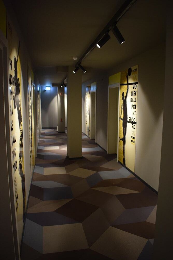 Hotel House Of Records