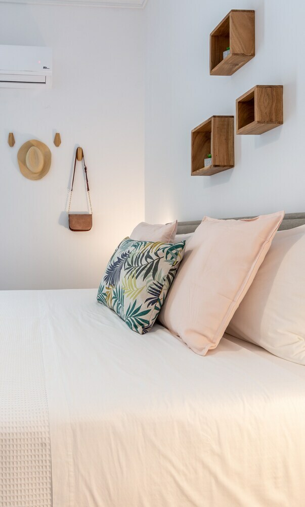 Ipparchou Pastel Central Apartment