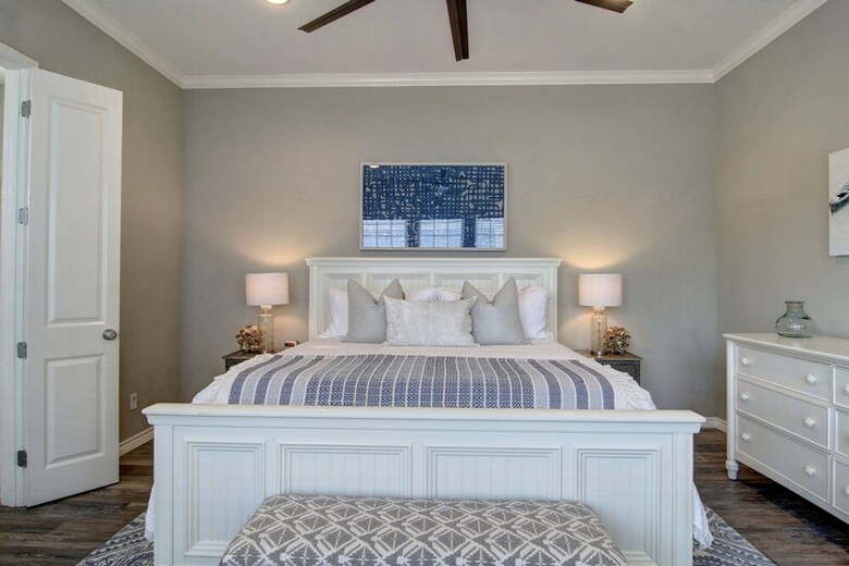 Cinnamon Shore- Sandy Banks 120 St