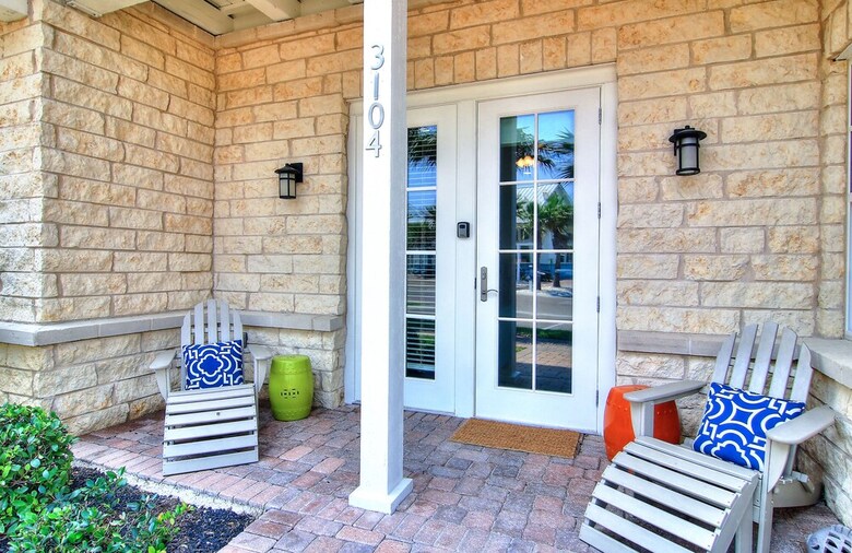 Cinnamon Shore- Coastal Access Tc 3104