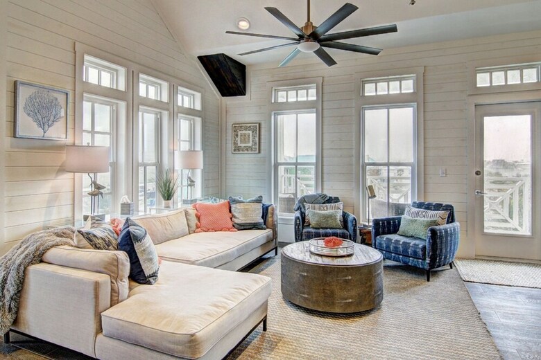 Cinnamon Shore- Panoramic Bay Tc 5101