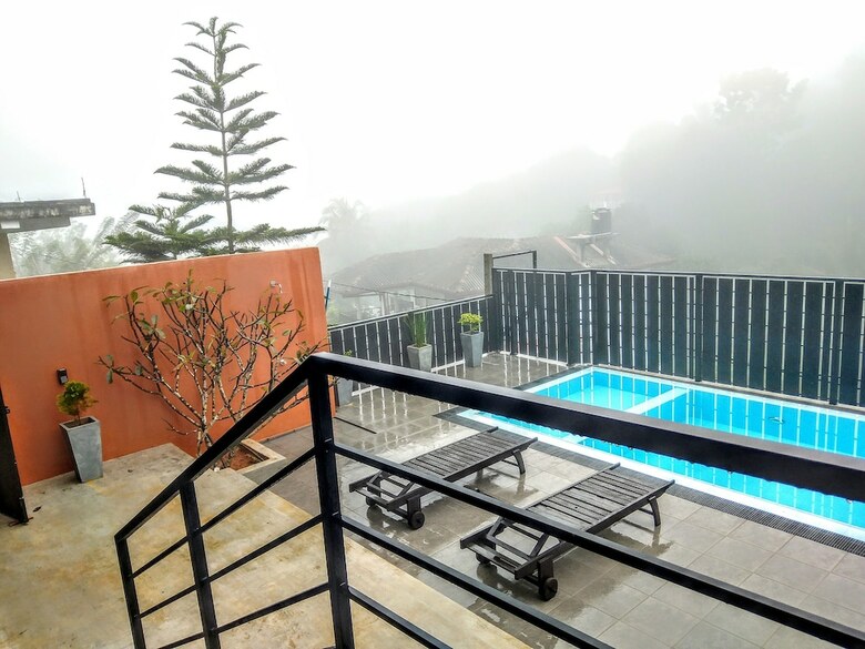 Hotel Pine Hill Residence