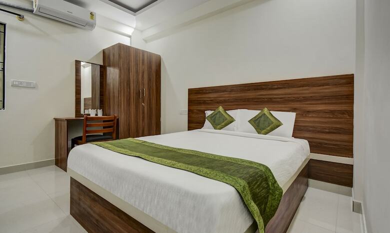 Treebo Trip Hotel New Golden Key