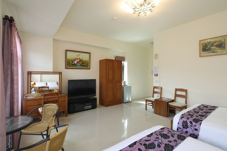 Hotel Yuli Rainbow Bridge Homestay