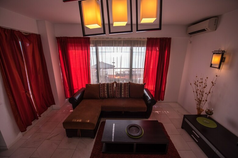 Sns Apartament In Villa Sophia