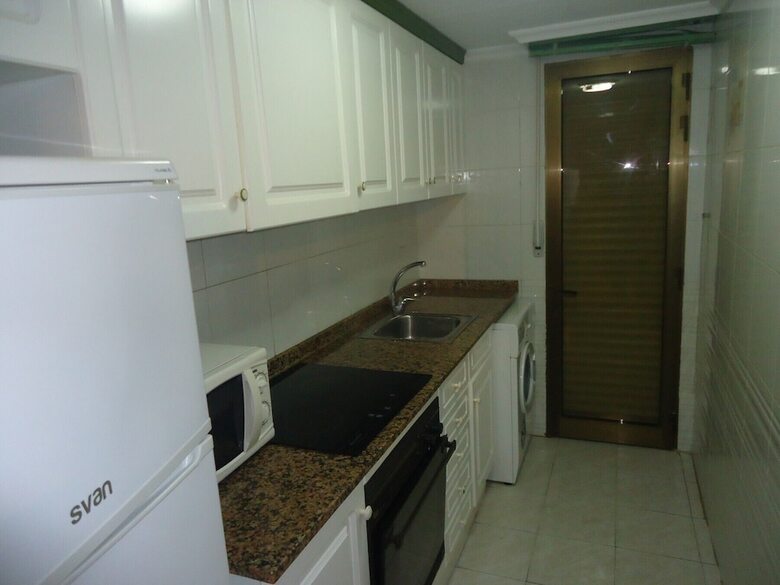 Apartamentos Alboran Lek