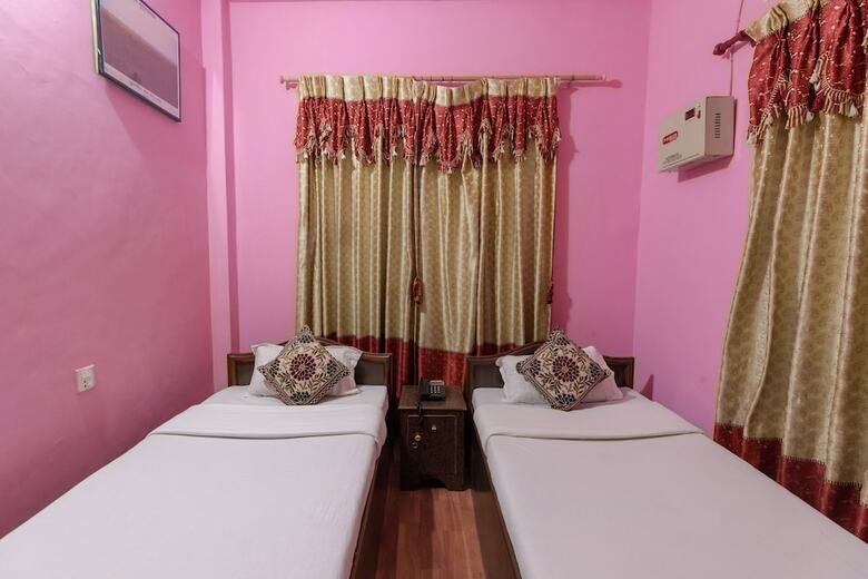 Spot On 617 Hotel Hemant
