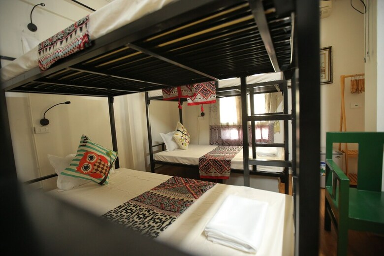 Hostal Next 68 Hostel