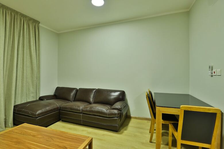 Hotel Oyo 305 Amani House