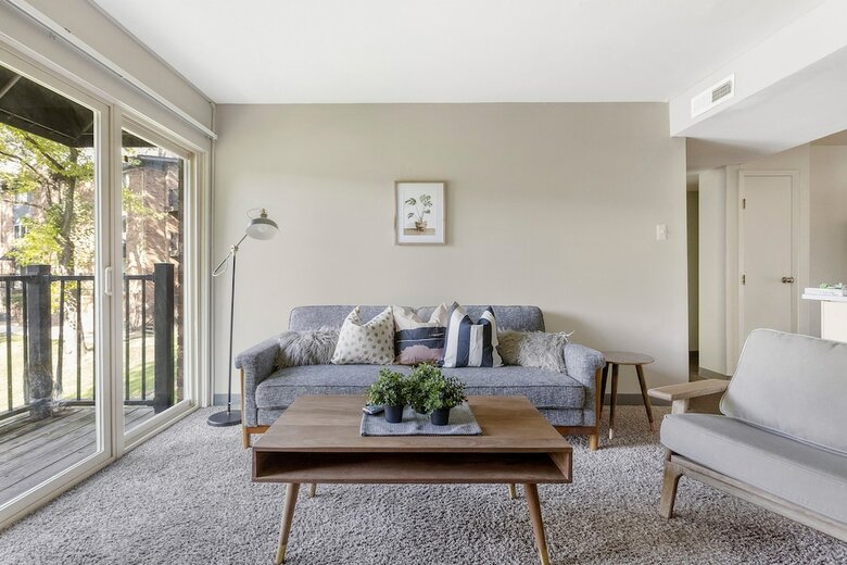 The Relaxing Lakeside Suites