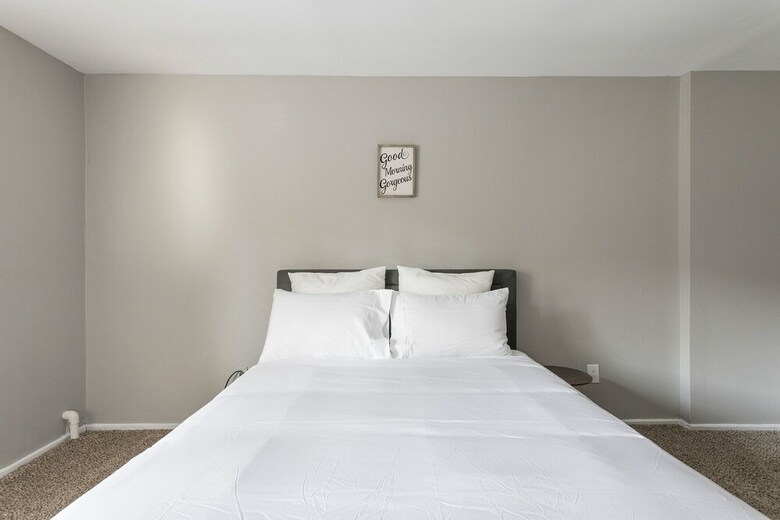 The Relaxing Lakeside Suites