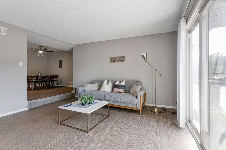 The Relaxing Lakeside Suites