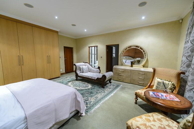Equestrian Royal Boutique Hotel & Spa
