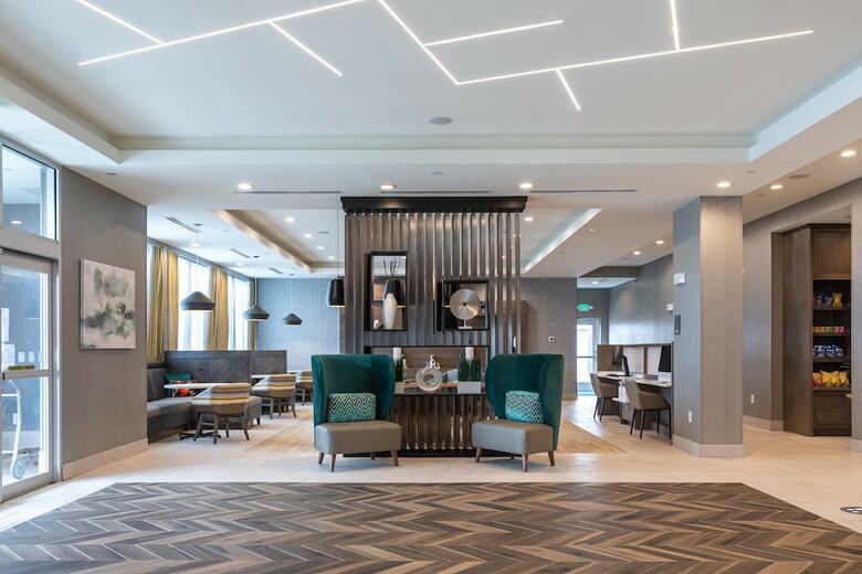 Hotel Holiday Inn Woodruff Road