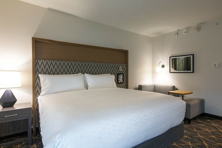 Hotel Holiday Inn Woodruff Road