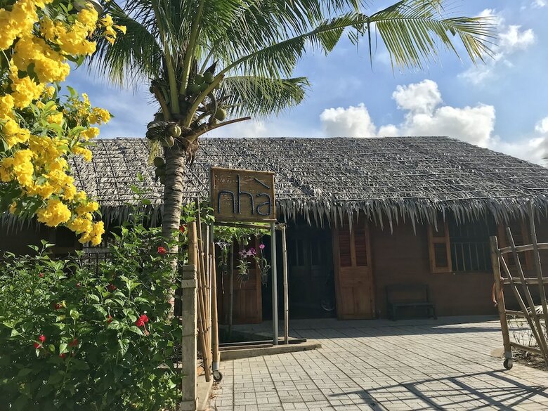 Hotel Nha Homestay