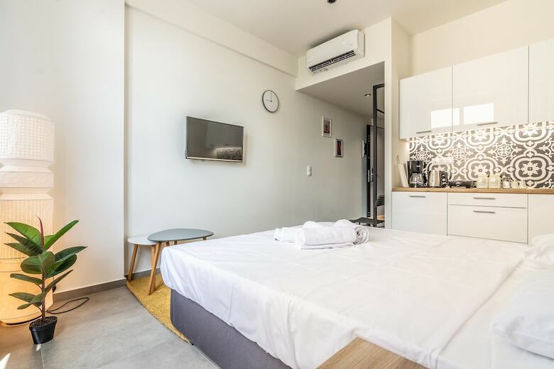 Plenty Apartments -ares