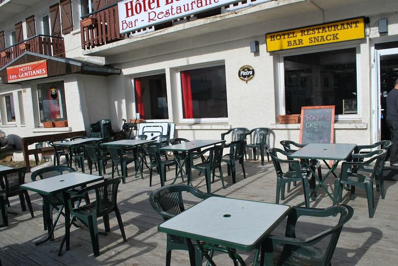 Hotel Bar Restaurant Les Gentianes