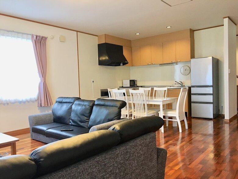D-style Yomitan -pension Iritida-